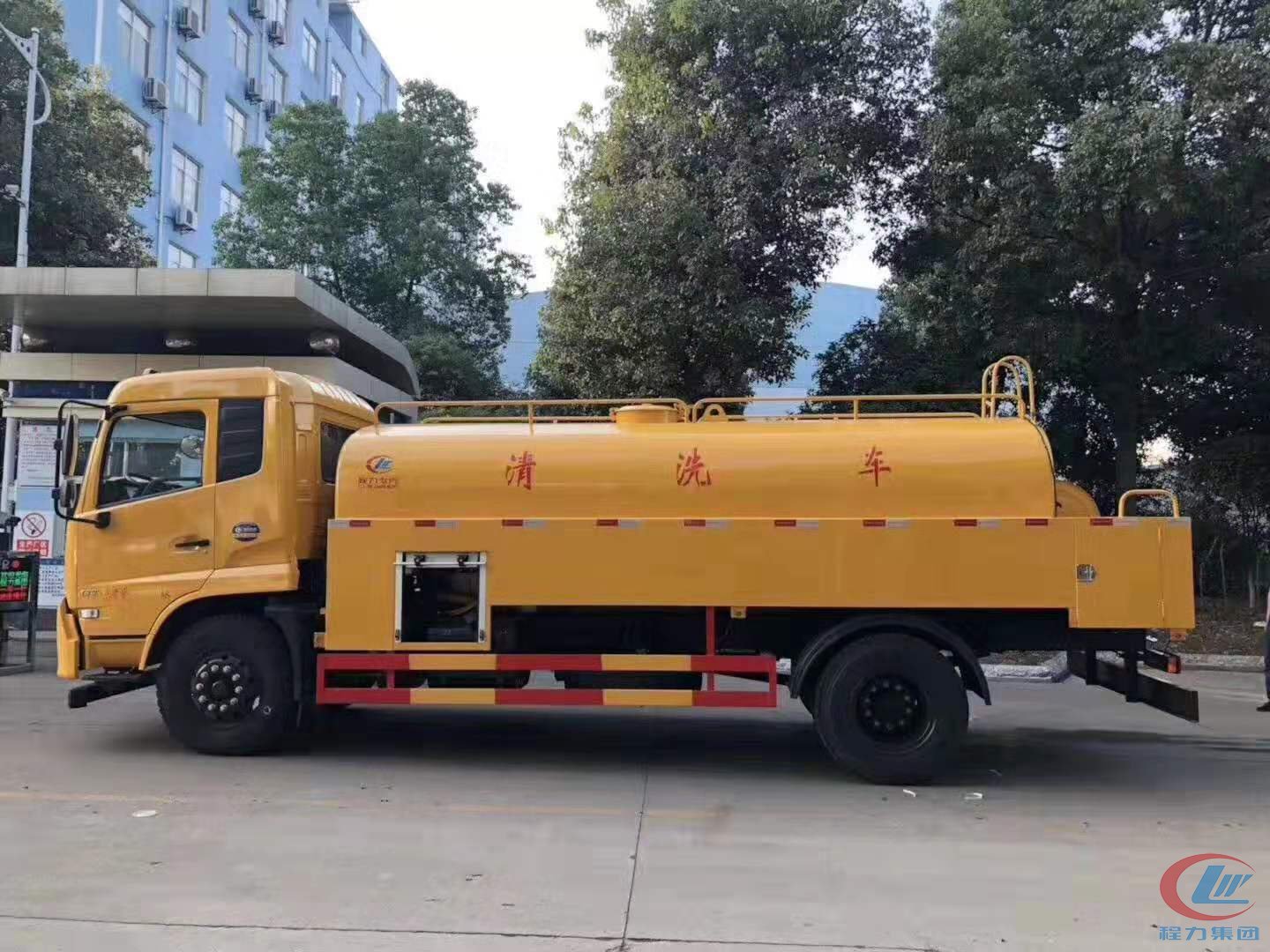 东风天锦高压清洗管道疏通車(chē)