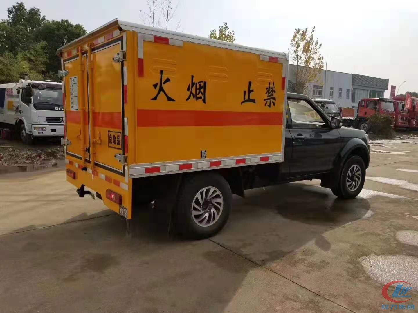 东风皮卡危险品运输車(chē)