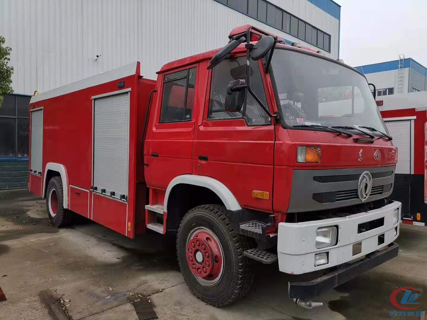 东风153水罐消防車(chē)