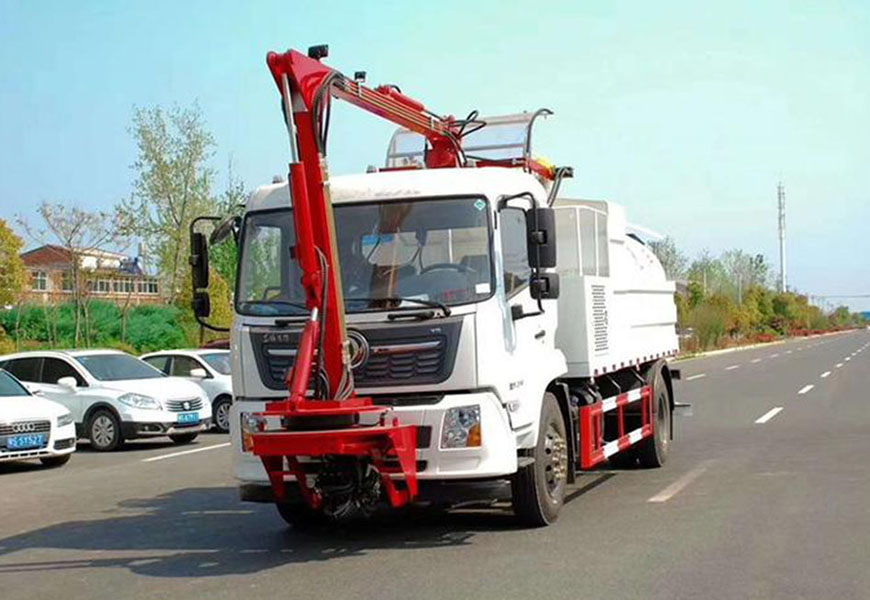 东风天锦隧道清洗車(chē)