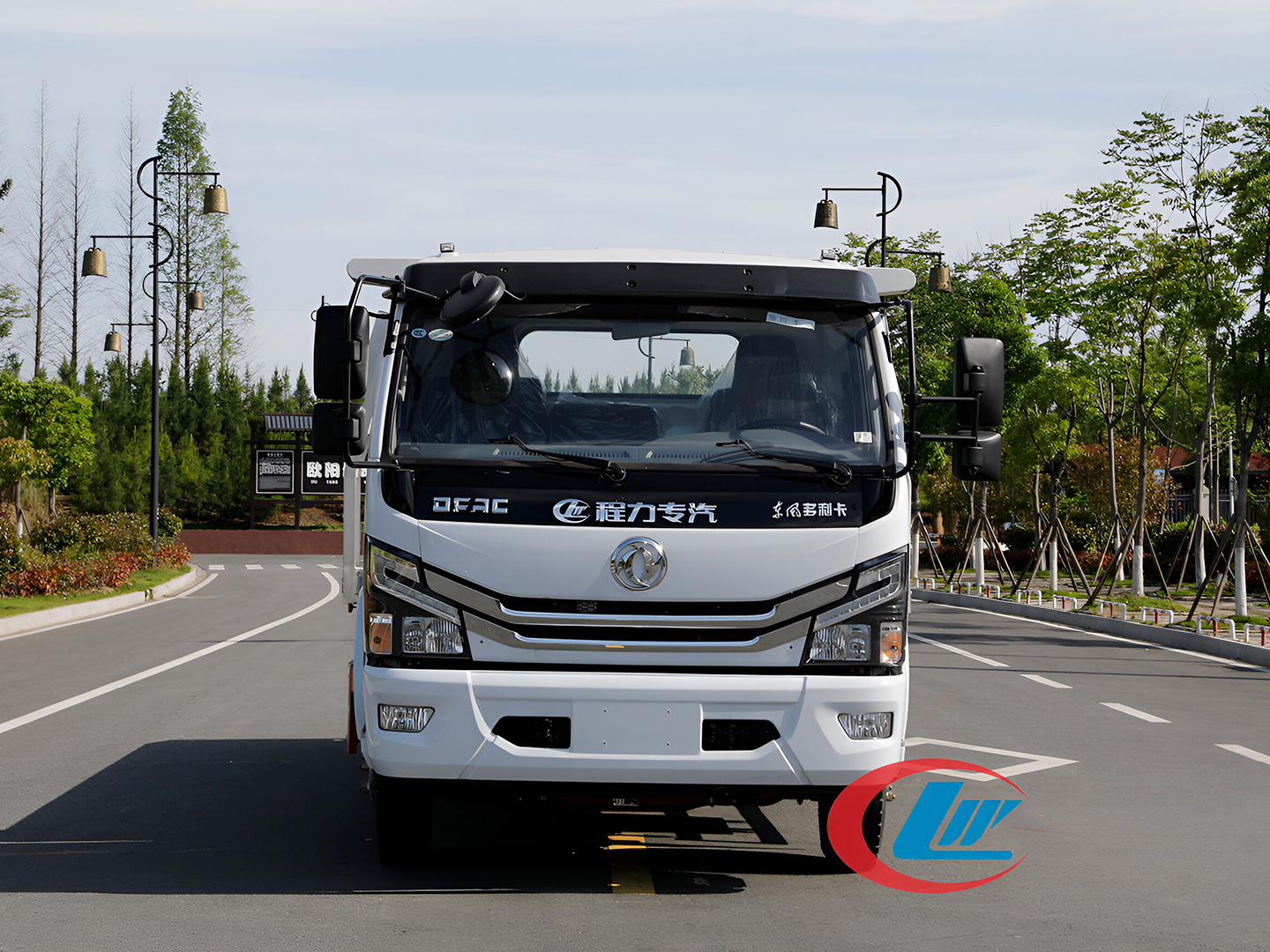 东风多(duō)利卡D7一拖二平板車(chē)