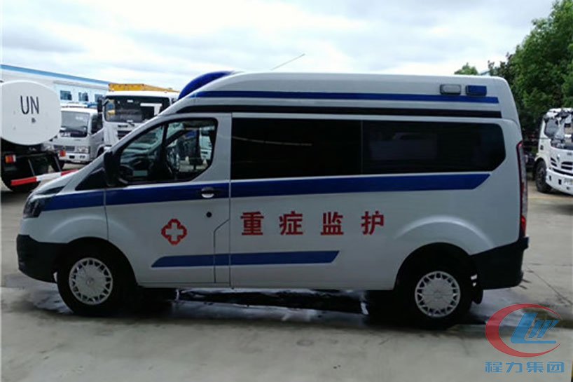 程力集团福特救护車(chē)福特新(xīn)全顺救护車(chē)侧面图